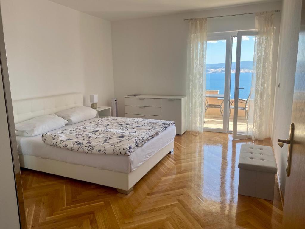 Panorama Apartment Jakov Omiš Esterno foto